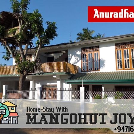 Mangohut Joy Hotel Anuradhapura Esterno foto